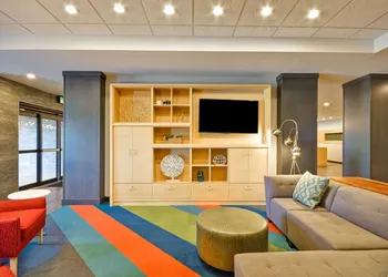 Home2 Suites by Hilton Evansville hotel thumbnail 4