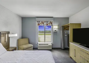 Home2 Suites by Hilton St. Simon's Island hotel thumbnail 6