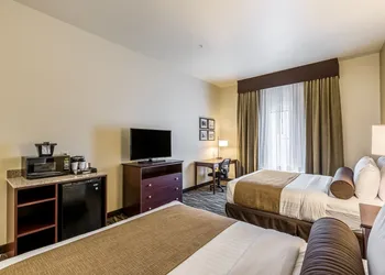 Cobblestone Inn & Suites at UW Stout Downtown Menomonie hotel thumbnail 5