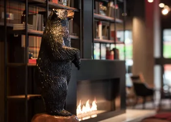 MOXY Seattle Downtown hotel thumbnail 2