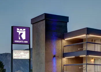 Knights Inn Lake City hotel thumbnail 8