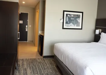Holiday Inn Express & Suites Jacksonville W - I295 and I10 by IHG hotel thumbnail 7