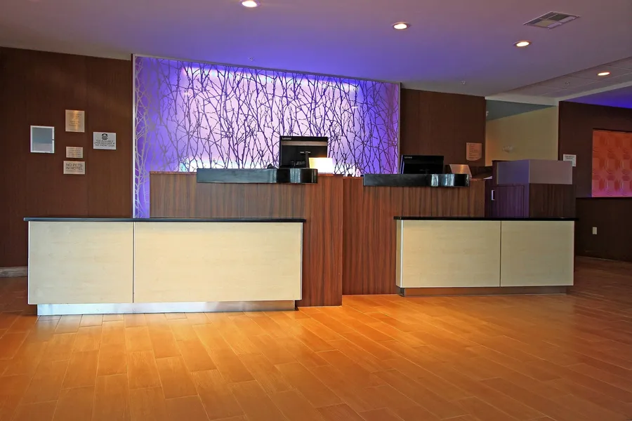 Fairfield Inn & Suites by Marriott London hotel detail image 2