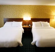 Fairfield Inn & Suites by Marriott London hotel detail image 4
