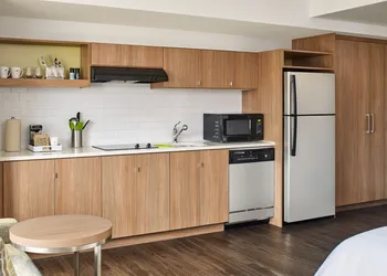 Element by Marriott Austin Downtown hotel thumbnail 7