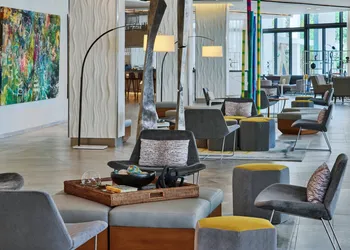 Art Ovation Hotel, Autograph Collection hotel thumbnail 4