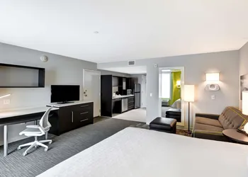 Home2 Suites by Hilton Azusa hotel thumbnail 5