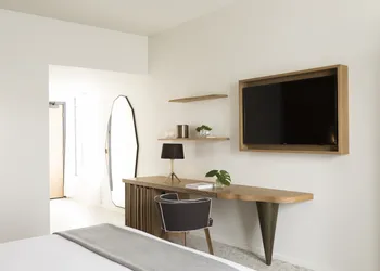 Kimpton La Peer West Hollywood hotel thumbnail 5