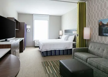 Home2 Suites by Hilton Menomonee Falls Milwaukee hotel thumbnail 6