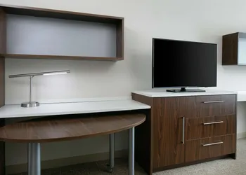 Home2 Suites by Hilton Menomonee Falls Milwaukee hotel thumbnail 8