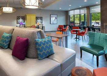 Home2 Suites by Hilton New Albany Columbus hotel thumbnail 4