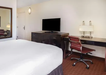 Wyndham Sacramento hotel thumbnail 4