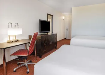 Wyndham Sacramento hotel thumbnail 7