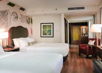 Hotel Indigo Kansas City Downtown by IHG hotel thumbnail 2