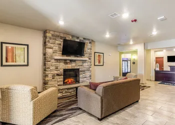 Cobblestone Hotel & Suites - Gering/Scottsbluff hotel thumbnail 2