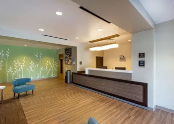 Sleep Inn & Suites Tampa South hotel thumbnail 3