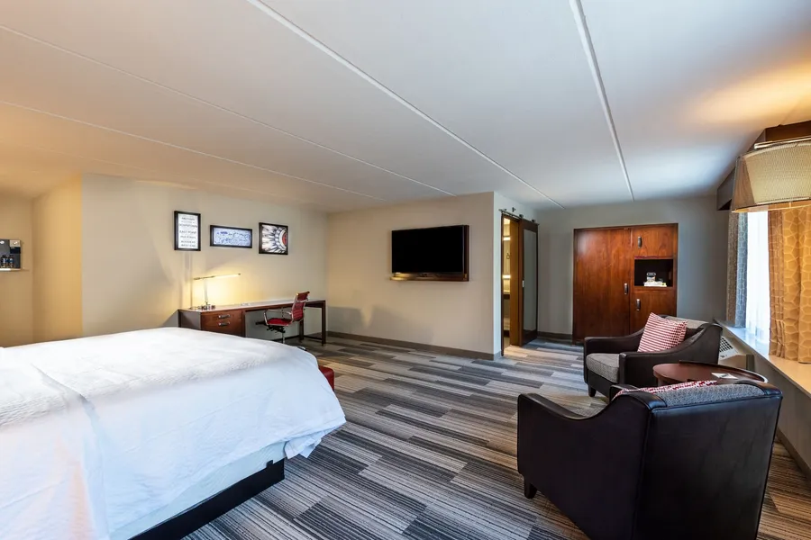 Four Points by Sheraton Atlanta Airport West hotel detail image 6