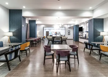 Hampton Inn Locust Grove hotel thumbnail 2