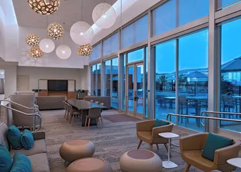 Element by Marriott Palmdale hotel thumbnail 2