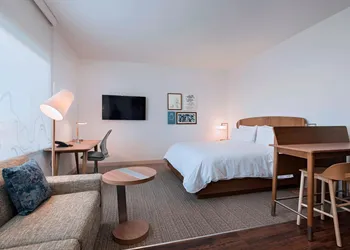 Element by Marriott Palmdale hotel thumbnail 5