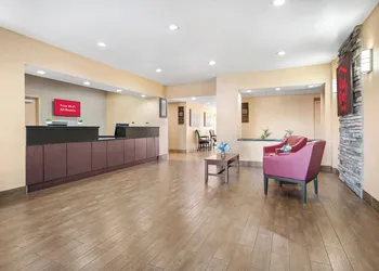 Red Roof Inn & Suites Houma hotel thumbnail 6