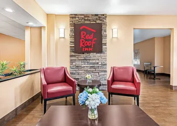Red Roof Inn & Suites Houma hotel thumbnail 5