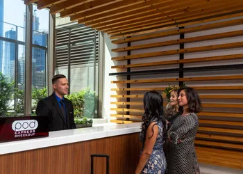 Pod Times Square hotel thumbnail 3