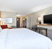 Holiday Inn & Suites Toledo Southwest - Perrysburg by IHG hotel detail image 3