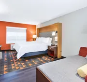 Holiday Inn & Suites Toledo Southwest - Perrysburg by IHG hotel detail image 4