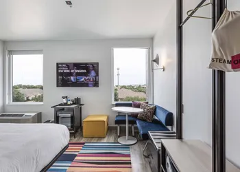 Aloft by Marriott Austin Round Rock hotel thumbnail 6