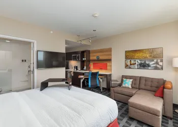 TownePlace Suites by Marriott Owensboro hotel thumbnail 8