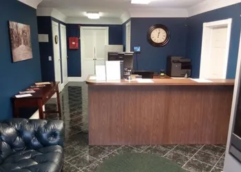 Walton Inn hotel thumbnail 2