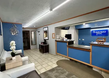 Rodeway Inn Emporia hotel thumbnail 3