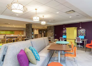 Home2 Suites by Hilton Appleton hotel thumbnail 3