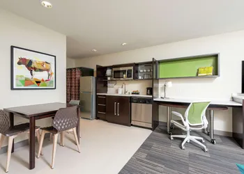 Home2 Suites by Hilton Appleton hotel thumbnail 8