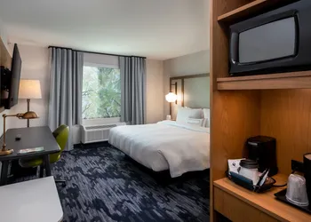 Fairfield Inn & Suites by Marriott Little Rock Airport hotel thumbnail 3