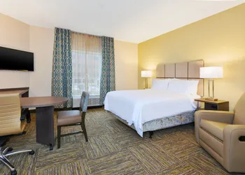 Candlewood Suites Louisville - NE Downtown Area by IHG hotel thumbnail 5