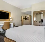 DoubleTree by Hilton Greenville Woodruff Road hotel detail image 7
