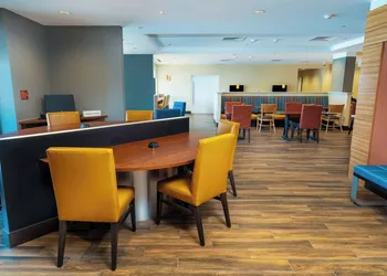 TownePlace Suites by Marriott Irvine Lake Forest hotel thumbnail 2