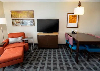 TownePlace Suites by Marriott Irvine Lake Forest hotel thumbnail 6