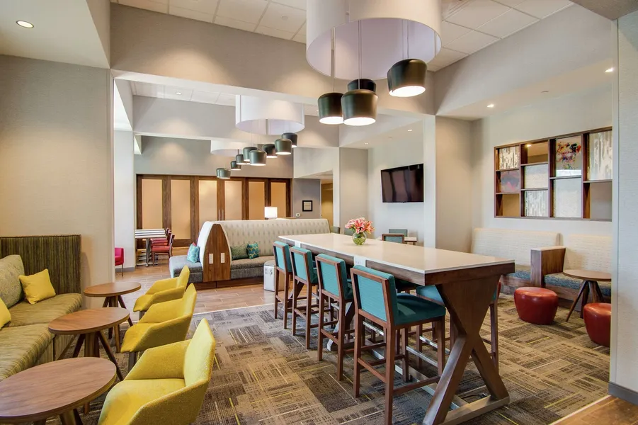 Hampton Inn & Suites Nashville North Skyline hotel detail image 6