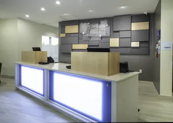 Holiday Inn Express & Suites Fort Myers Airport by IHG hotel thumbnail 2
