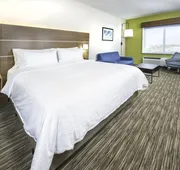 Holiday Inn Express & Suites Fort Myers Airport by IHG hotel detail image 4