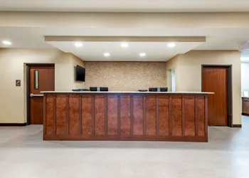 Comfort Inn & Suites West Des Moines hotel thumbnail 4
