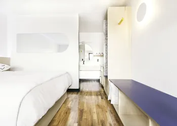 The Iris Motel hotel thumbnail 8
