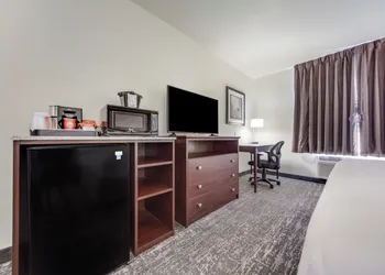 Cobblestone Inn & Suites - Holdrege hotel thumbnail 6