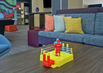 Tru by Hilton Mobile hotel thumbnail 4
