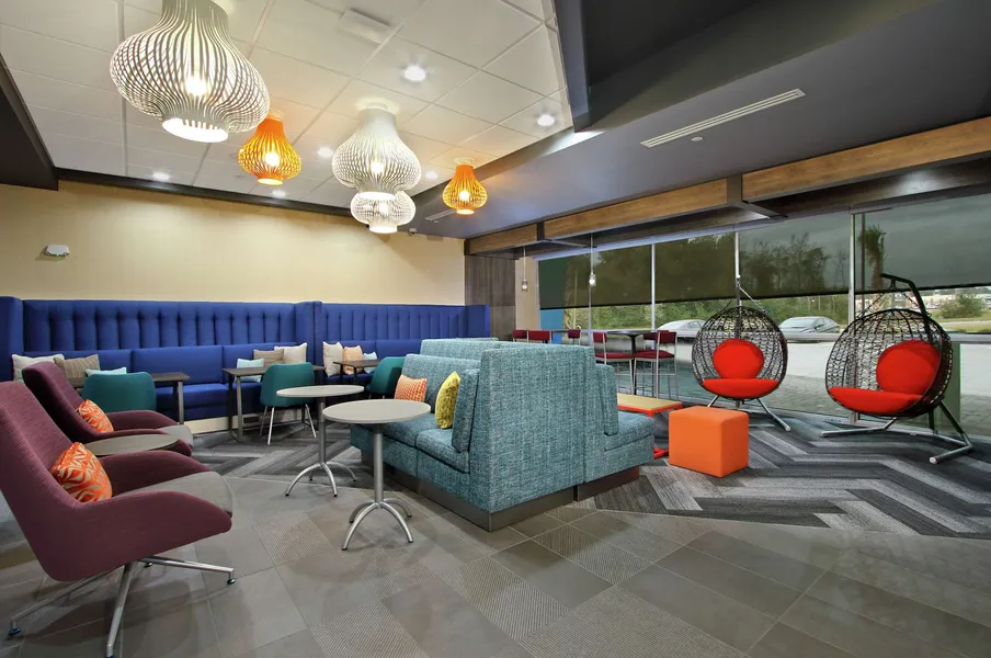 Tru by Hilton Mobile hotel detail image 6