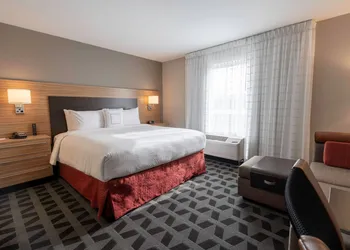 TownePlace Suites by Marriott Clinton hotel thumbnail 8