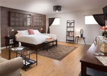 Hotel Flora & Fauna hotel thumbnail 8